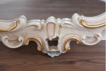 イタリアヴィンテージ　イタリア高級家具　SILIK(シリック)　繊細なロココ調装飾が華やぐウォールミラー　定価約40万円　(R-085848)