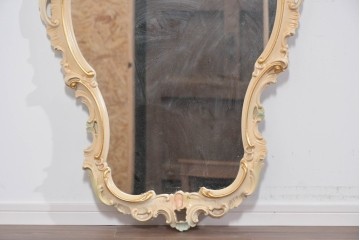 イタリアヴィンテージ　イタリア高級家具　SILIK(シリック)　繊細なロココ調装飾が華やぐウォールミラー　定価約40万円　(R-085849)