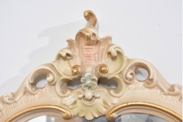 イタリアヴィンテージ　イタリア高級家具　SILIK(シリック)　繊細なロココ調装飾が華やぐウォールミラー　定価約40万円　(R-085849)