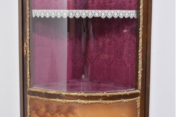 中古　美品　スペイン高級家具　MARINER(マリネール)　優雅な金彩装飾と風景画が美しいコーナーキャビネット　定価約45万円　(R-085851)