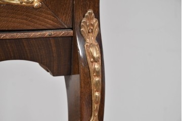 中古　美品　スペイン高級家具　MARINER(マリネール)　優雅な金彩装飾と風景画が美しいコーナーキャビネット　定価約45万円　(R-085851)