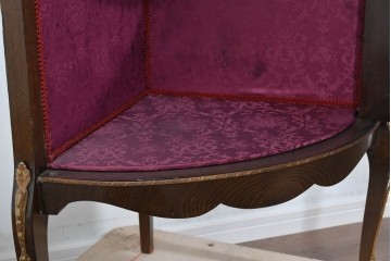 中古　美品　スペイン高級家具　MARINER(マリネール)　優雅な金彩装飾と風景画が美しいコーナーキャビネット　定価約45万円　(R-085851)