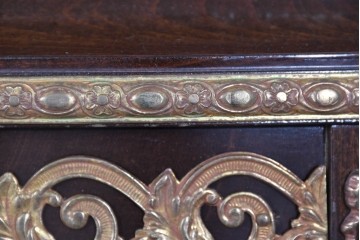 中古　美品　スペイン高級家具　MARINER(マリネール)　優雅な金彩装飾と風景画が美しいコーナーキャビネット　定価約45万円　(R-085851)