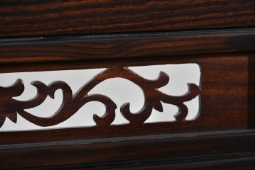 中古　高級品　縞黒檀(シマコクタン)　精巧な透かし彫りと格子編み面の衝立　定価約65万円　(R-085852)