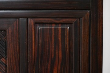 中古　高級品　縞黒檀(シマコクタン)　精巧な透かし彫りと格子編み面の衝立　定価約65万円　(R-085852)