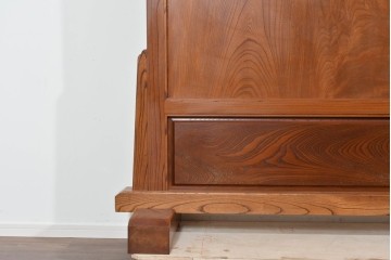 中古　高級品　職人手作り　総欅材　漆塗り　一枚板　重厚な欅の木肌が際立つ大振りな衝立　製作費約70万円　(R-085853)