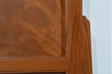 中古　高級品　職人手作り　総欅材　漆塗り　一枚板　重厚な欅の木肌が際立つ大振りな衝立　製作費約70万円　(R-085853)