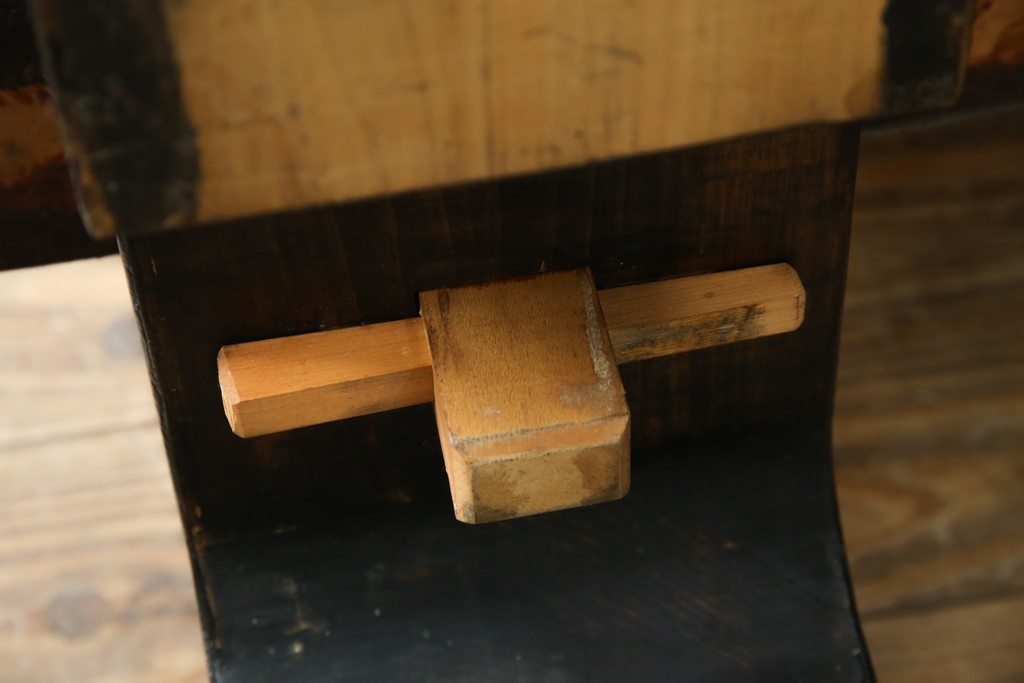 和製ヴィンテージ　高級工芸品　輪島塗　格子意匠と金地面の衝立　定価約120万円　(R-085854)