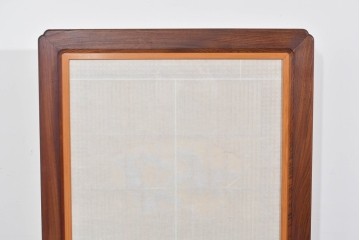 和製ヴィンテージ　職人手作り　脚(縞黒檀)　枠(欅材)　彫刻意匠と格子の美しい衝立　(R-085855)