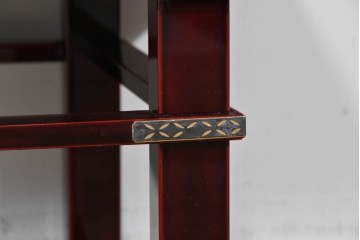 中古　美品　輪島塗　金具装飾がアクセントの上品な文机　定価約40万円　(R-085857)