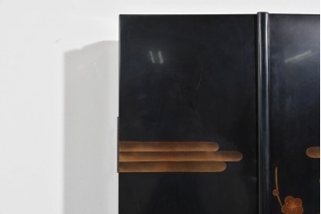 中古　高級品　輪島塗　天板に補修塗りあり　三面鏡の格調ある鏡台　定価推定約150万円以上　(R-085858)