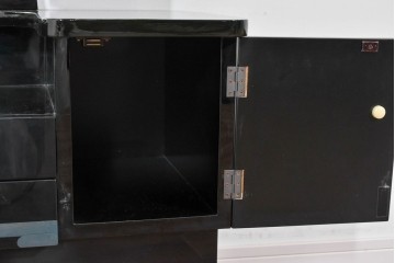 中古　高級品　輪島塗　天板に補修塗りあり　三面鏡の格調ある鏡台　定価推定約150万円以上　(R-085858)