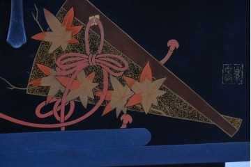 中古　高級品　輪島塗　天板に補修塗りあり　三面鏡の格調ある鏡台　定価推定約150万円以上　(R-085858)