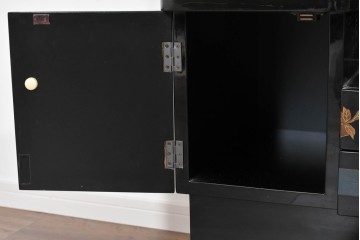 中古　高級品　輪島塗　天板に補修塗りあり　三面鏡の格調ある鏡台　定価推定約150万円以上　(R-085858)