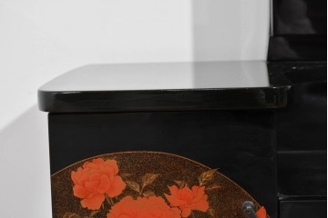 中古　高級品　輪島塗　天板に補修塗りあり　三面鏡の格調ある鏡台　定価推定約150万円以上　(R-085858)