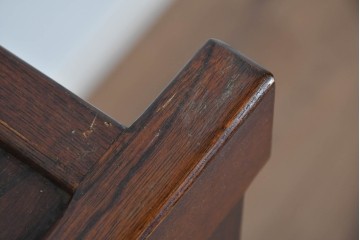 中古　ニレ材　整然とした縦格子が美しい水屋箪笥サイドボード　(R-085860)