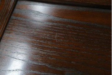 中古　ニレ材　格子意匠が特徴的な引き出し付き水屋箪笥サイドボード　(R-085861)