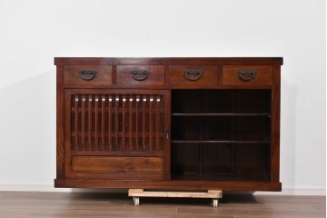 中古　ニレ材　格子意匠が特徴的な引き出し付き水屋箪笥サイドボード　(R-085861)