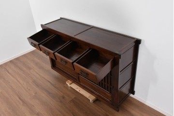 中古　ニレ材　格子意匠が特徴的な引き出し付き水屋箪笥サイドボード　(R-085861)