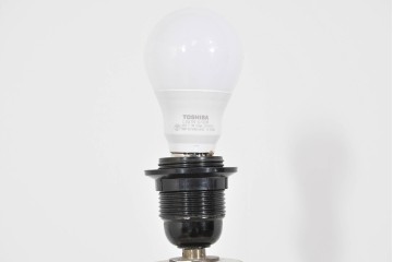 中古　イタリア高級家具　SILIK(シリック)　コートハンガーをリメイクしたフロアスタンド　定価約48万円　(R-085862)