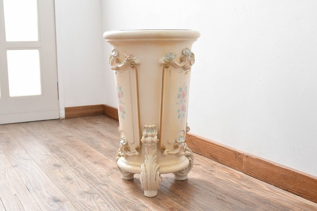 中古　イタリア高級家具　SILIK(シリック)　パステル彩色のレリーフ装飾が華やかな傘立て　定価約46万円　(R-085863)