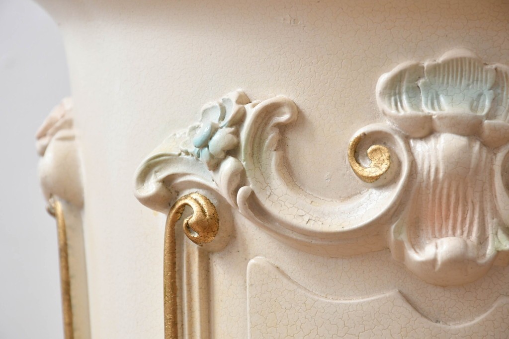 中古　イタリア高級家具　SILIK(シリック)　パステル彩色のレリーフ装飾が華やかな傘立て　定価約46万円　(R-085863)