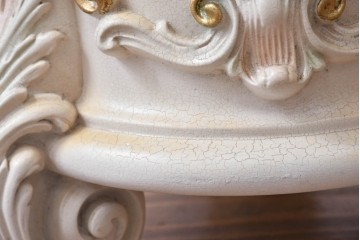 中古　イタリア高級家具　SILIK(シリック)　パステル彩色のレリーフ装飾が華やかな傘立て　定価約46万円　(R-085863)