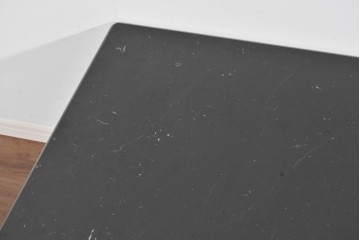 中古　ネオダヴィンチ(Neo Da Vinci)取り扱い　ネロ・マルキニア大理石　重厚な大理石天板のローテーブル　定価約100万円　(R-085864)