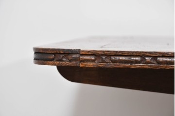 イギリスアンティーク　オーク材　バルボスレッグと細部の彫刻装飾が魅力のドローリーフテーブル　(R-085865)