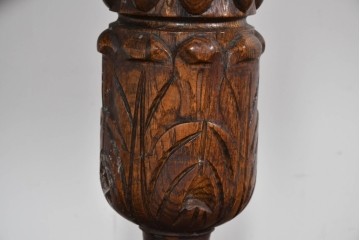 イギリスアンティーク　オーク材　バルボスレッグと細部の彫刻装飾が魅力のドローリーフテーブル　(R-085865)