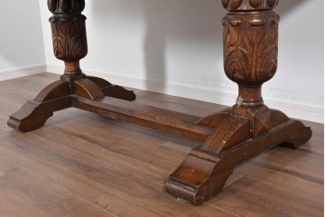 イギリスアンティーク　オーク材　バルボスレッグと細部の彫刻装飾が魅力のドローリーフテーブル　(R-085865)