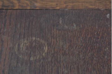 イギリスアンティーク　オーク材　バルボスレッグと細部の彫刻装飾が魅力のドローリーフテーブル　(R-085865)