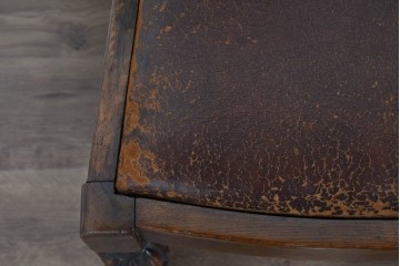 イギリスアンティーク　オーク材　存在感のある彫刻装飾とバルボスレッグが素敵なダイニングチェア4脚セット　(R-085866)