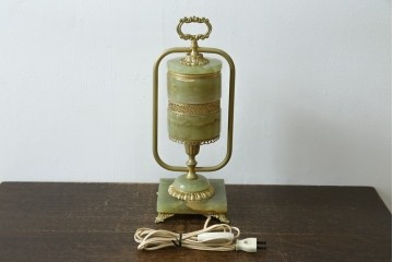 中古　イタリア製　ゴールド色の装飾が優美なオニキス製テーブルスタンド　(R-085867)