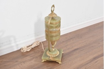 中古　イタリア製　ゴールド色の装飾が優美なオニキス製テーブルスタンド　(R-085867)