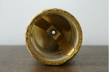 中古　イタリア製　ゴールド色の装飾が優美なオニキス製テーブルスタンド　(R-085868)