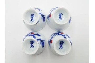 十四代 酒井田柿右衛門　染錦　柿文の入った徳利・盃の酒器セット　共箱付き　(R-085872)