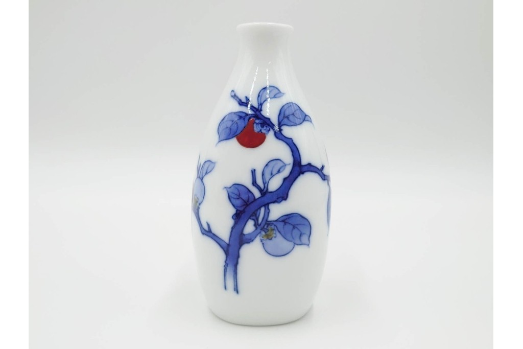 十四代 酒井田柿右衛門　染錦　柿文の入った徳利・盃の酒器セット　共箱付き　(R-085872)