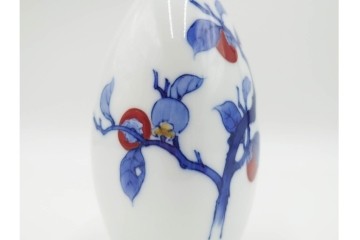 十四代 酒井田柿右衛門　染錦　柿文の入った徳利・盃の酒器セット　共箱付き　(R-085872)