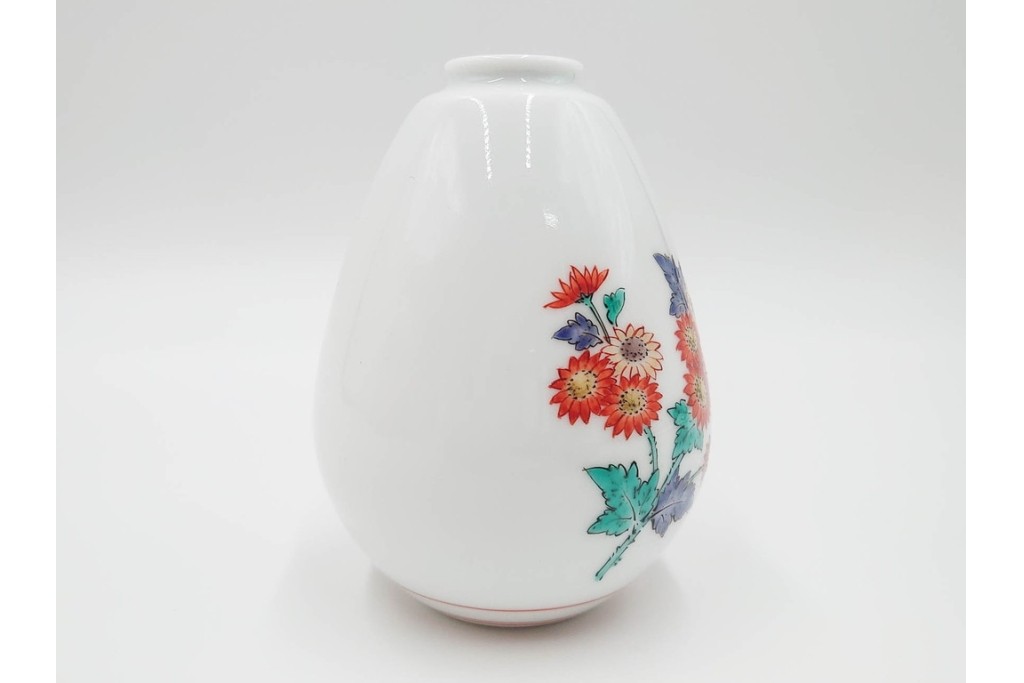 十四代 酒井田柿右衛門　錦・梅鳥文・菊文　優美な一輪生2点セット　共箱付き　(R-085874)