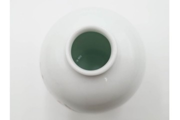 十四代 酒井田柿右衛門　錦・梅鳥文・菊文　優美な一輪生2点セット　共箱付き　(R-085874)