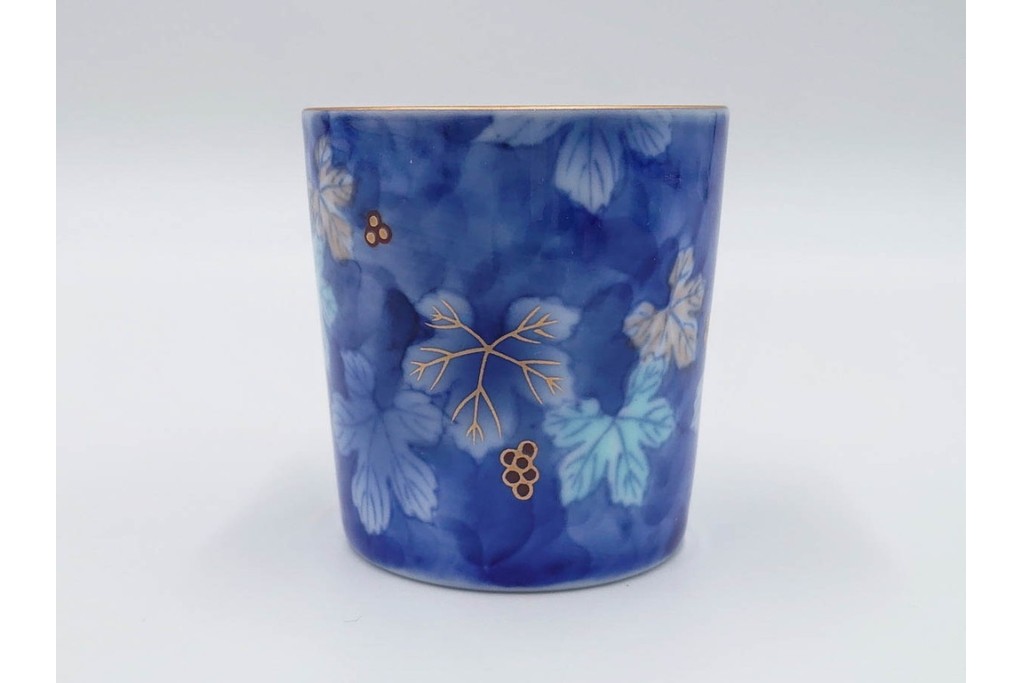 宮内庁御用達　深川製磁　瑠璃葡萄が優美な有田焼のコーヒーカップ&ソーサー6客セット　共箱付き　(R-085879)