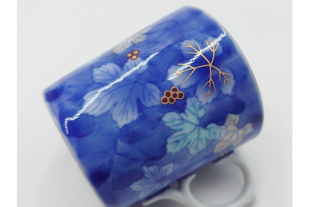 宮内庁御用達　深川製磁　瑠璃葡萄が優美な有田焼のコーヒーカップ&ソーサー6客セット　共箱付き　(R-085879)