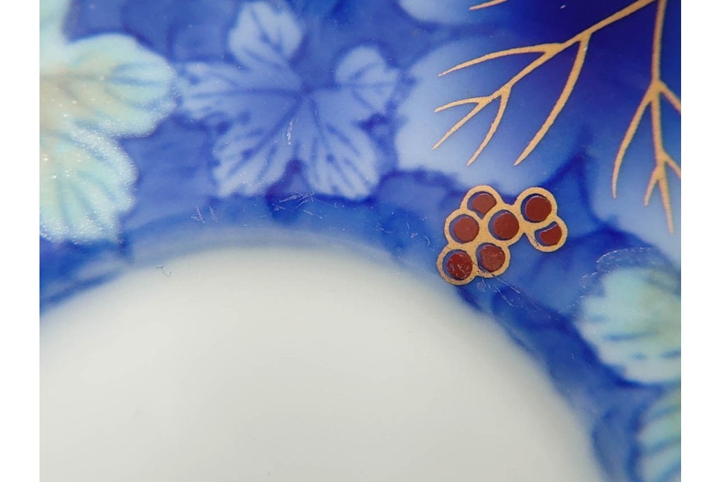 宮内庁御用達　深川製磁　瑠璃葡萄が優美な有田焼のコーヒーカップ&ソーサー6客セット　共箱付き　(R-085879)