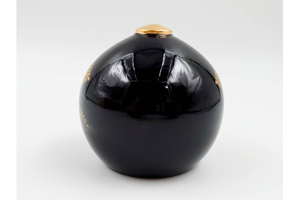 山口県特産　貞峰作　穏やかな表情が親しみ深い大内人形の雛人形2点セット　共箱付き　(R-085880)