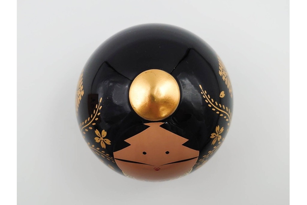 山口県特産　貞峰作　穏やかな表情が親しみ深い大内人形の雛人形2点セット　共箱付き　(R-085880)