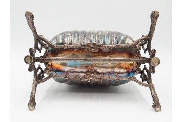 英国アンティーク　Fenton Brothers製　シルバープレート　枝木装飾フレームとシェル型ボディが魅力のビスケットウォーマー　(R-085881)