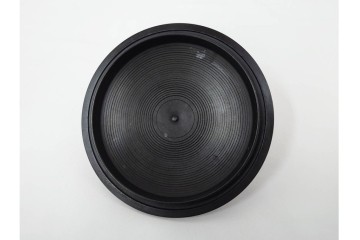 人間国宝　釜師 高橋敬典　端正な造形が際立つ利休好の阿弥陀堂釜　共箱付き　(R-085886)