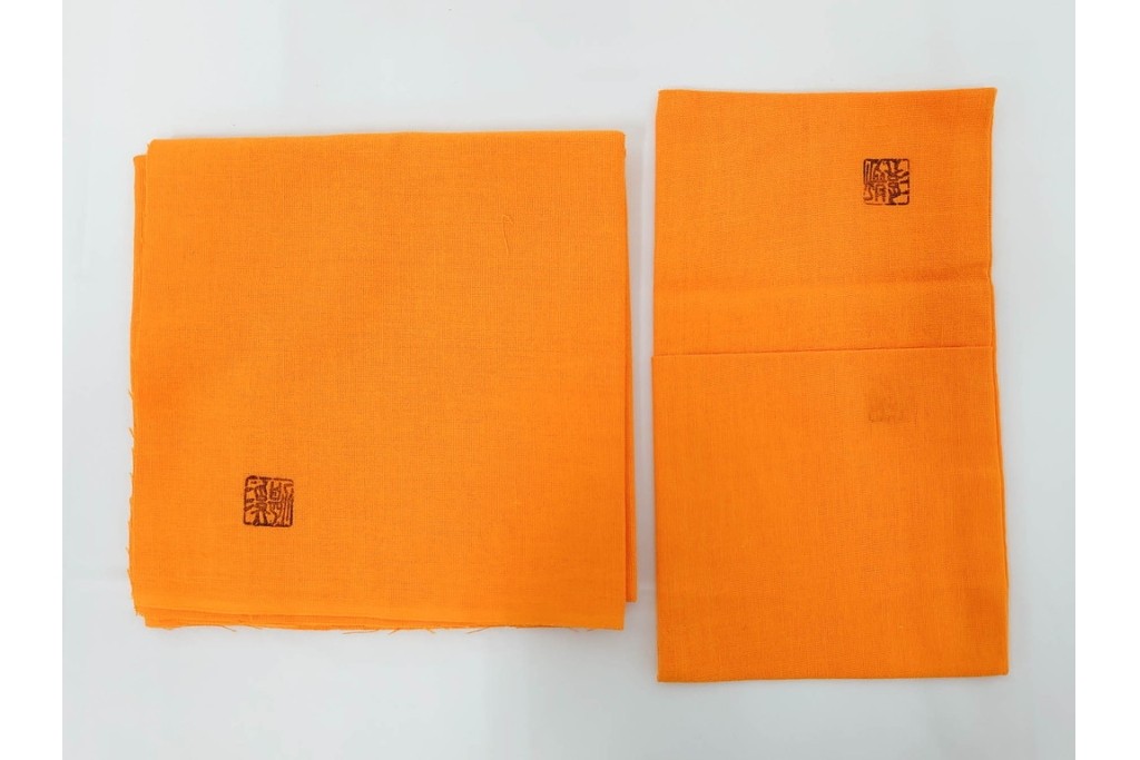 鋳師 般若勘渓(昭三)　時代写　浜風に揺れる松を表した浜松文真ノ釜　共箱付き　(R-085887)