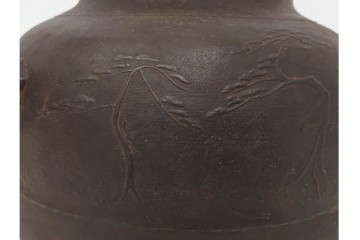 鋳師 般若勘渓(昭三)　時代写　浜風に揺れる松を表した浜松文真ノ釜　共箱付き　(R-085887)